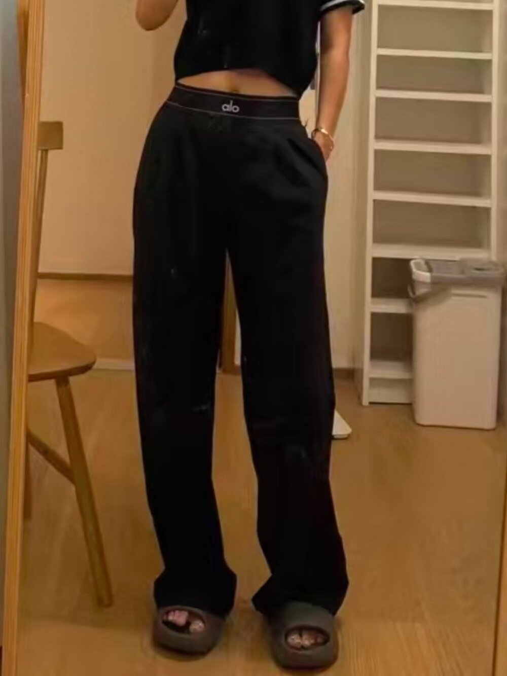 Black⭐ALO Yoga Suit Up Wide Trouser Regular30” Inseam😍Flowy & Flattering NWT - Picture 7 of 7